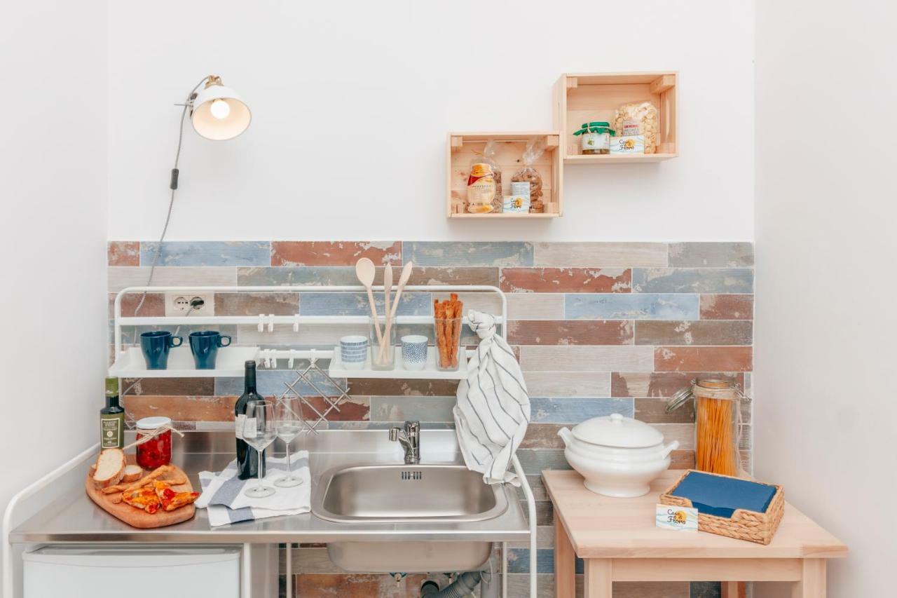 バーリ La Casa Di Flora Bed & Breakfast エクステリア 写真